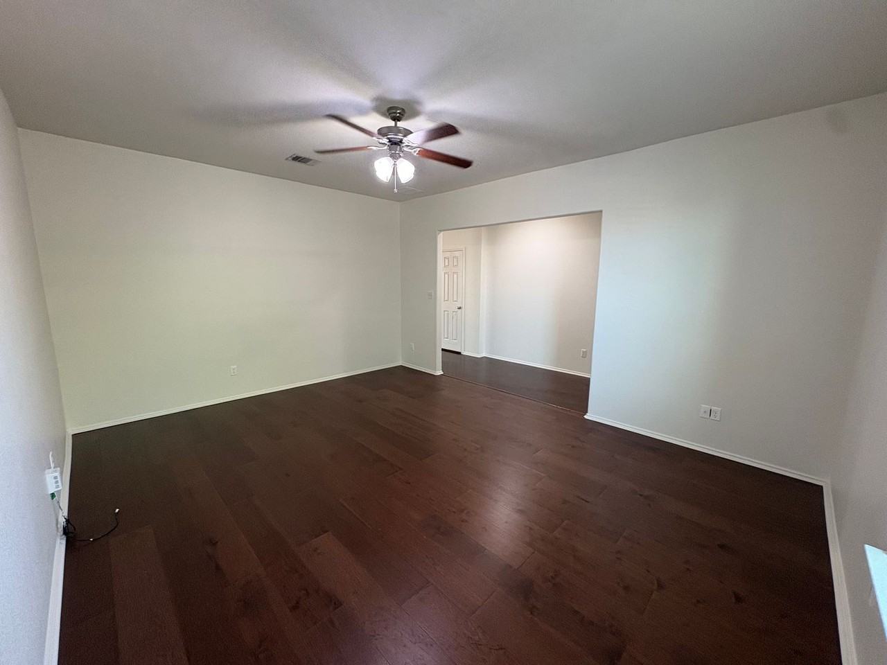 11617 Murron Dr - Photo 4 of 30