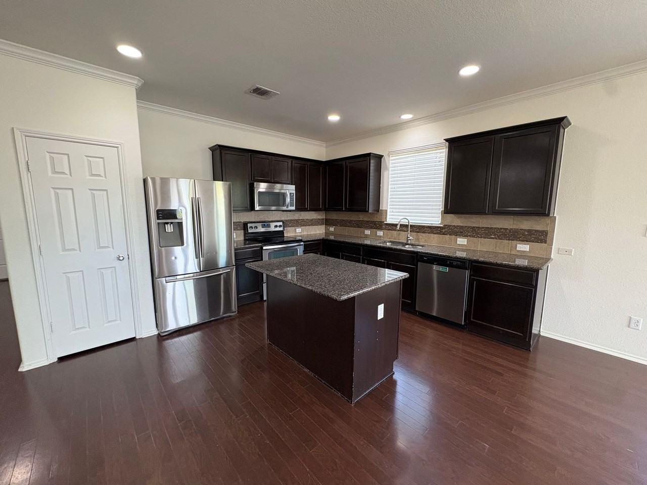 11617 Murron Dr - Photo 7 of 30