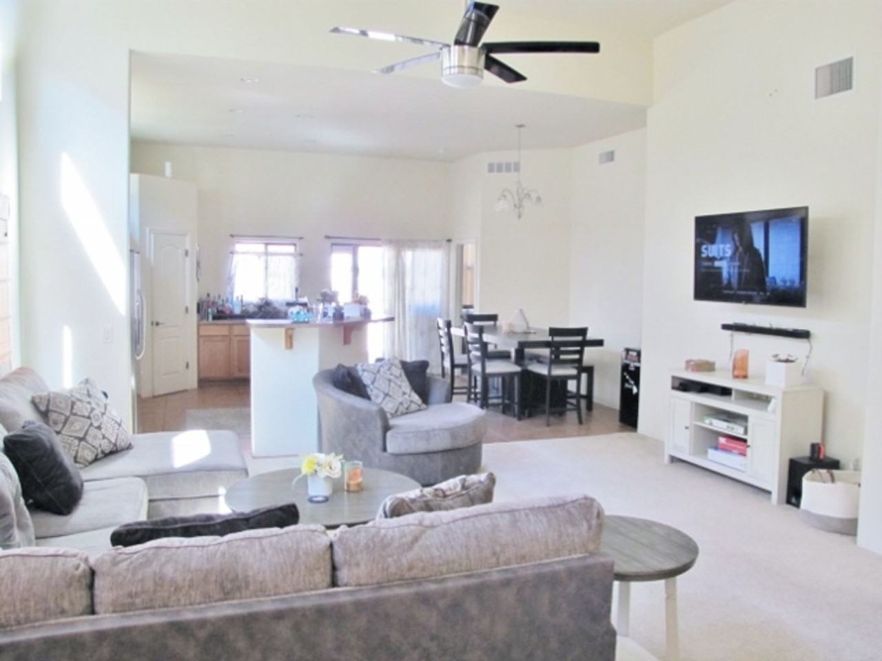 1771 Knowlton St - Photo 7 of 27