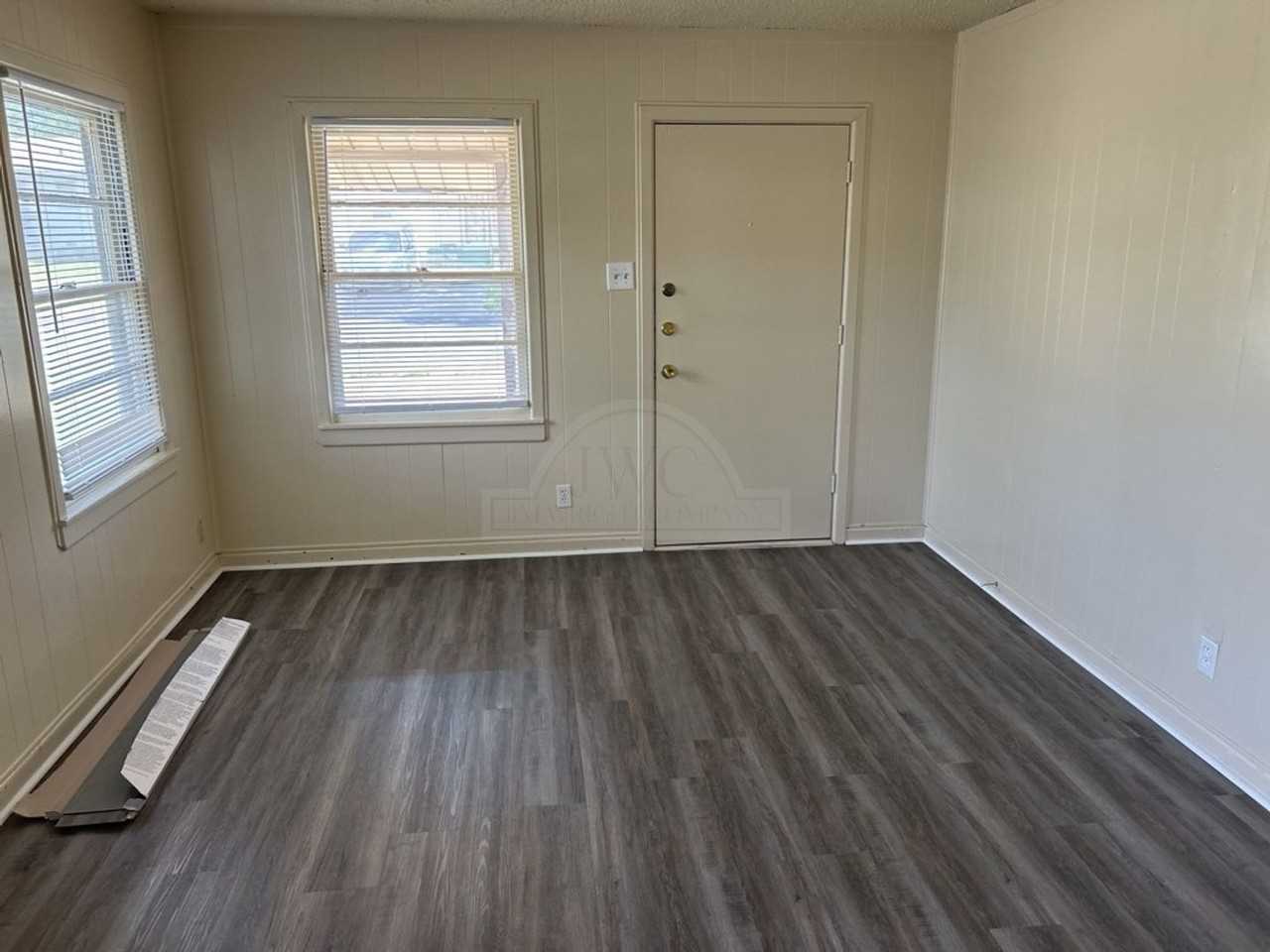 715 Cardinal Ave - Photo 5 of 19