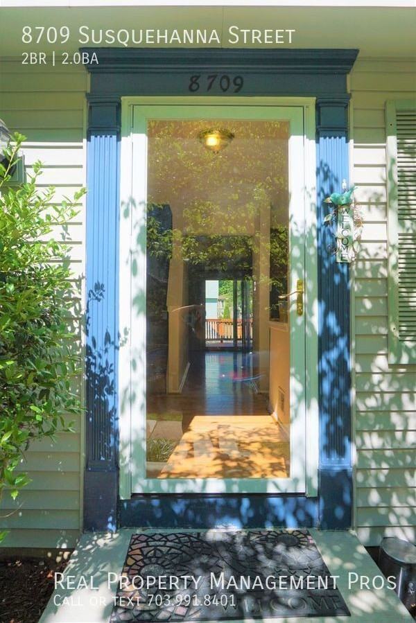 8709 Susquehanna St - Photo 3 of 24