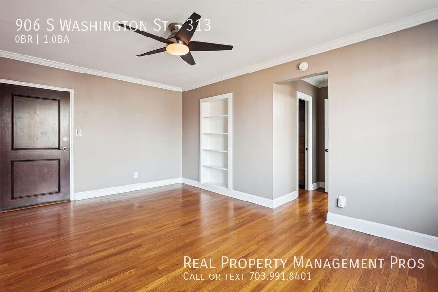 906 S Washington St #313 - Photo 5 of 24