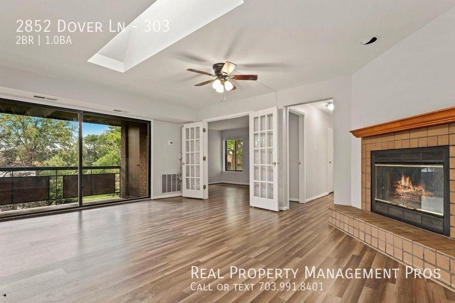 2852 Dover Ln #303 - Photo 4 of 22