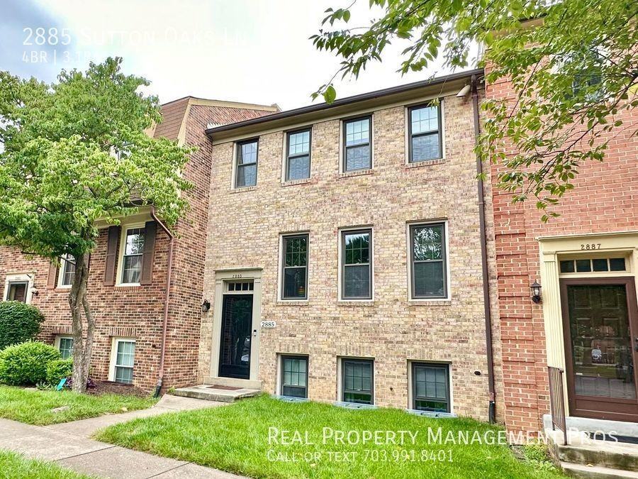 2885 Sutton Oaks Ln - Photo 2 of 38