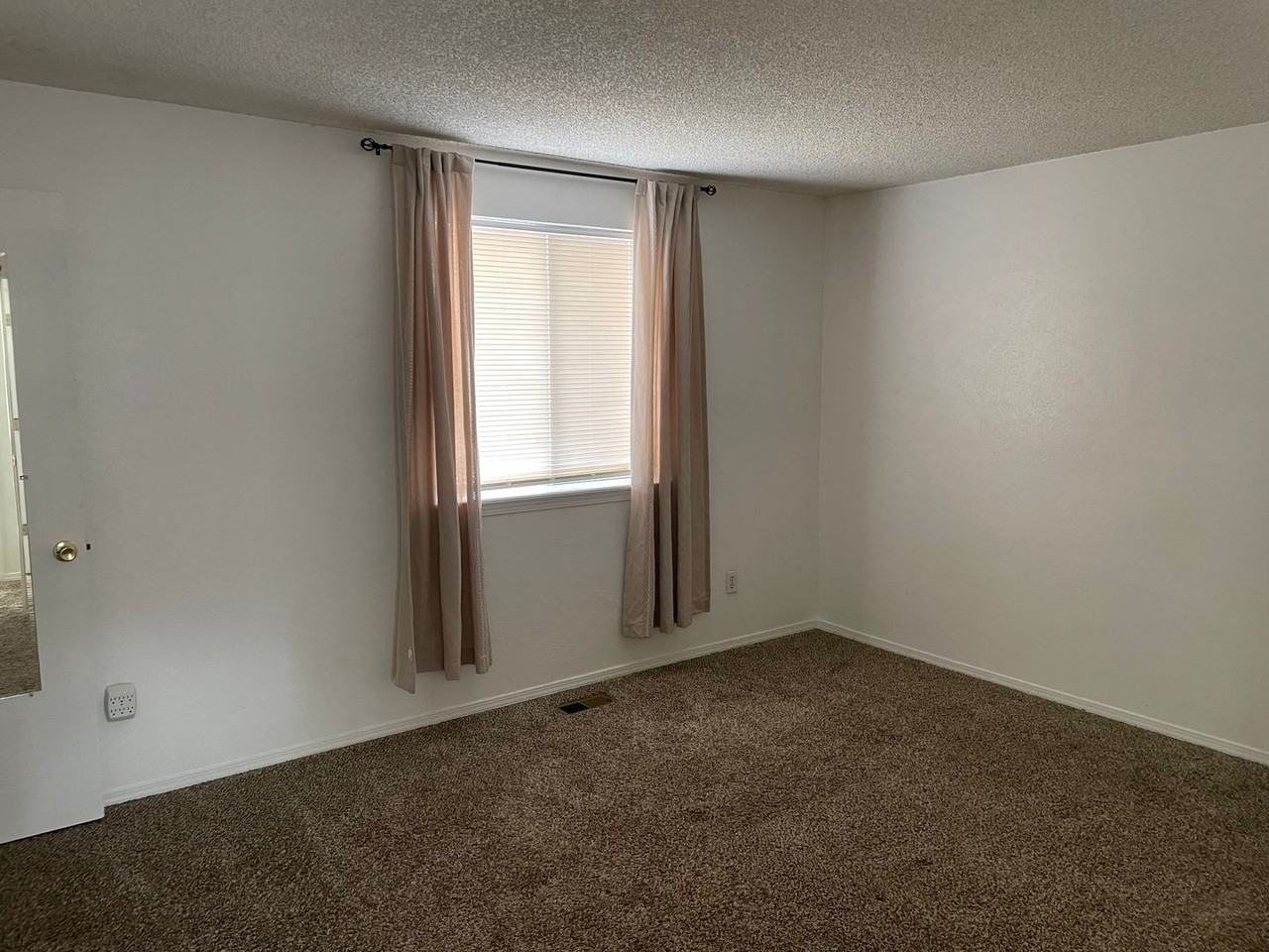 8421 Blazing Star Pl - Photo 6 of 21