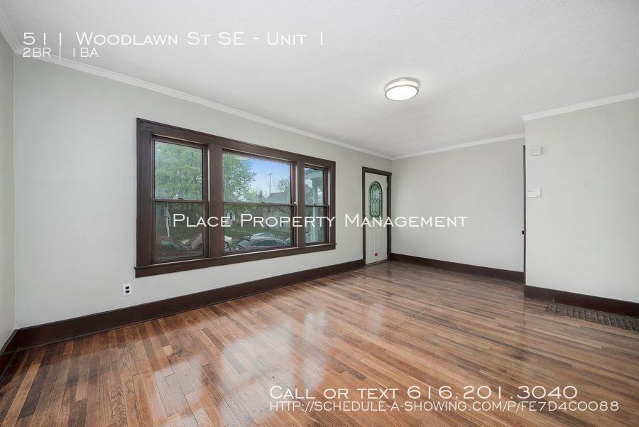 511 Woodlawn St Se #1 - Photo 5 of 23