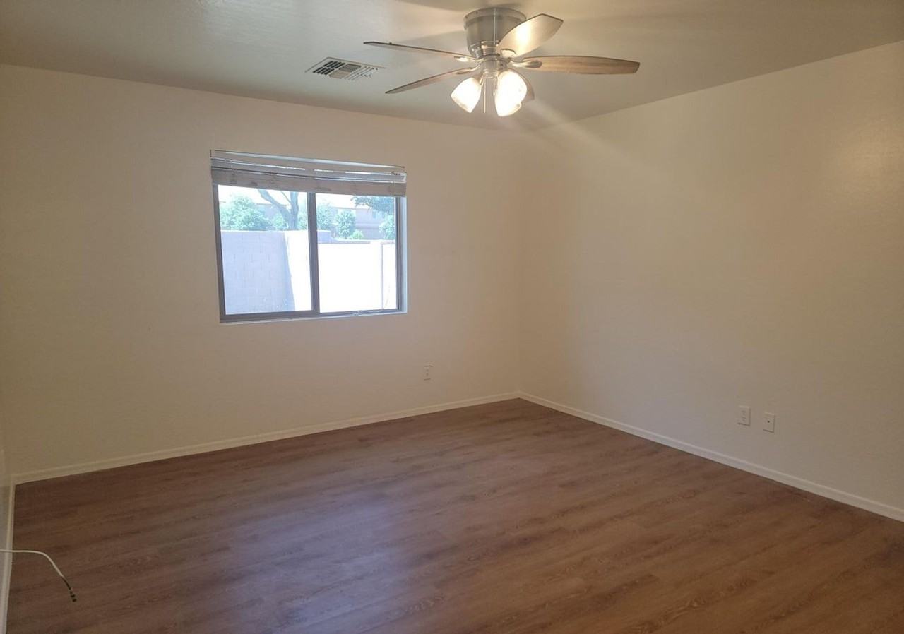 3133 W Huntington Dr - Photo 7 of 15