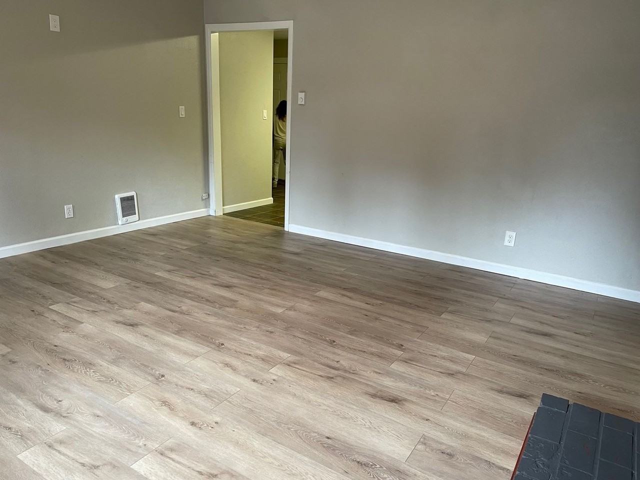 12430 Se Market St - Photo 4 of 16