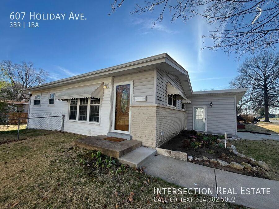 607 Holiday Ave - Photo 2 of 23