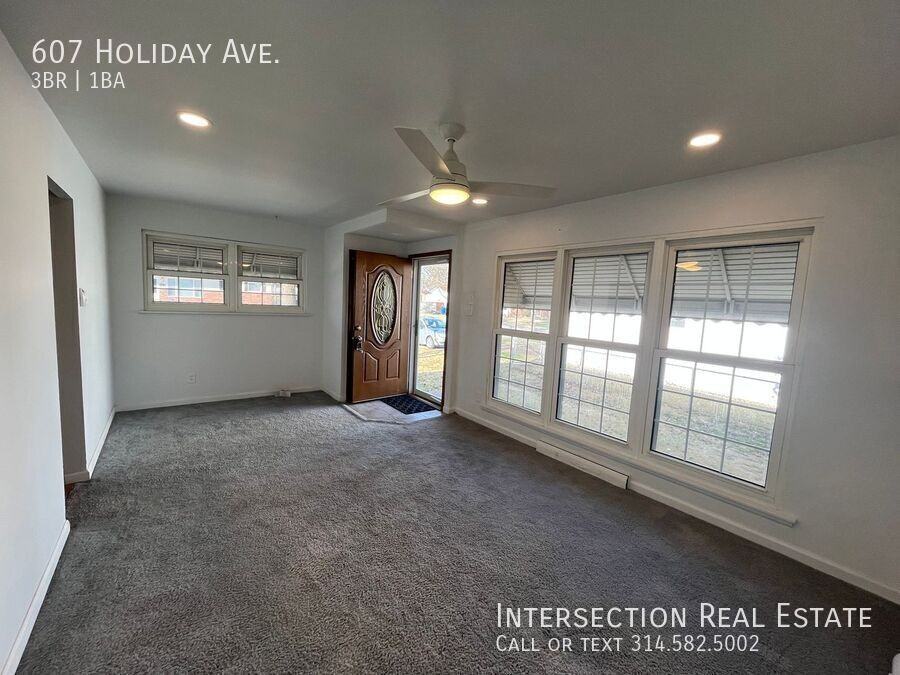 607 Holiday Ave - Photo 3 of 23