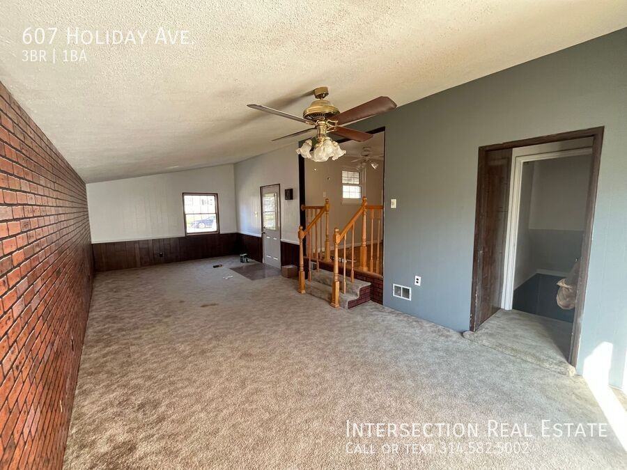 607 Holiday Ave - Photo 6 of 23