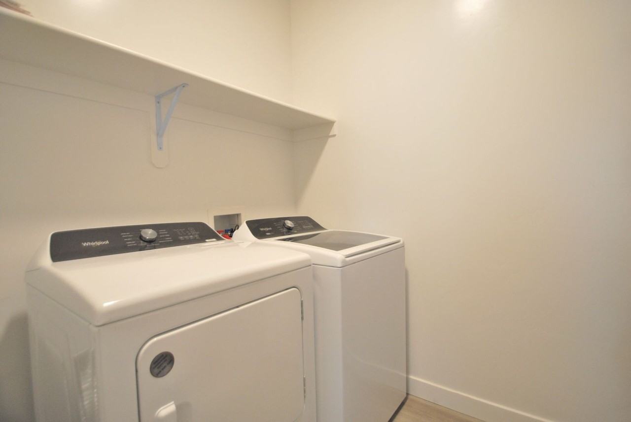 463 W 60 S #M201 - Photo 7 of 11