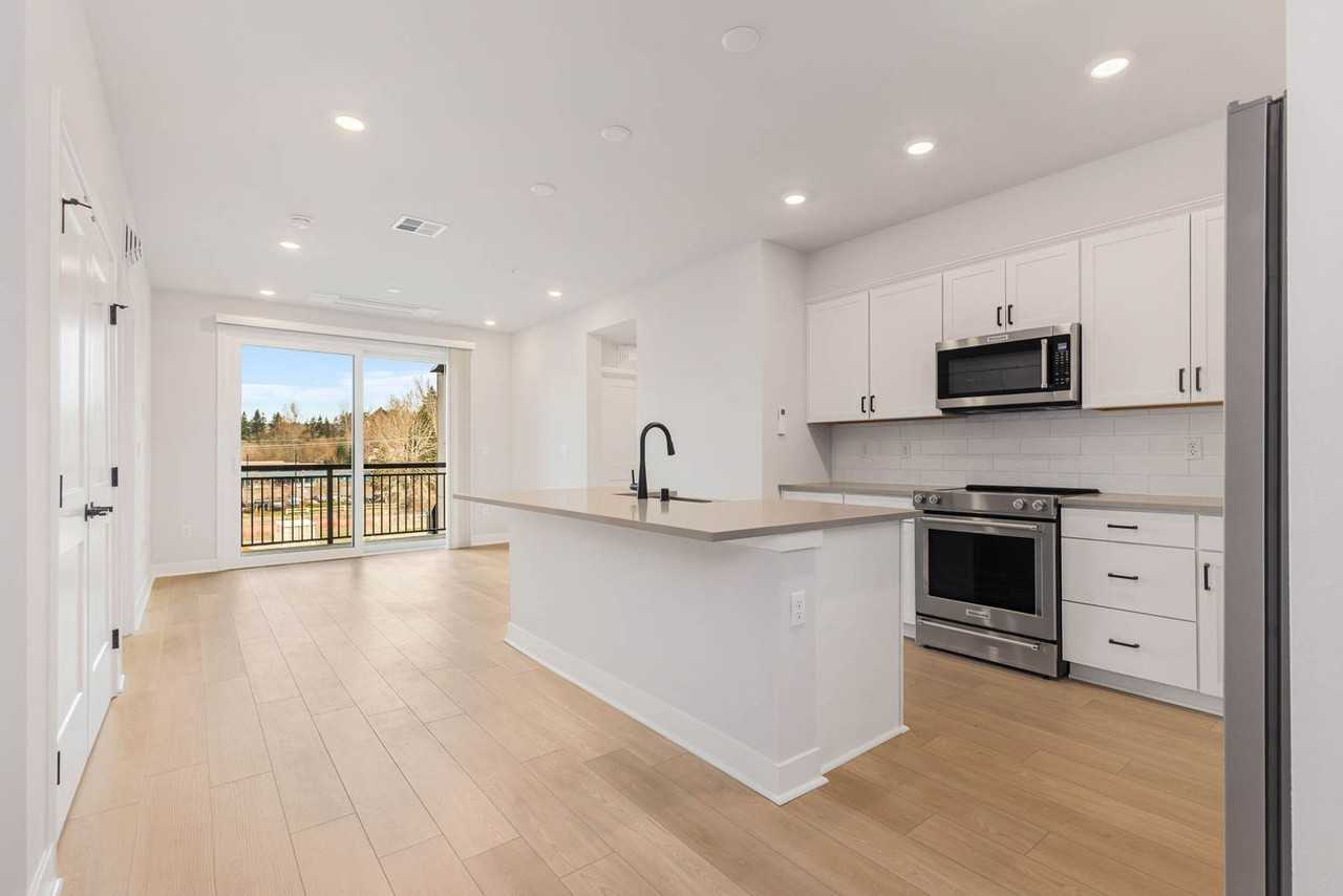 6901 Ne 184th Ln #204 - Photo 4 of 18