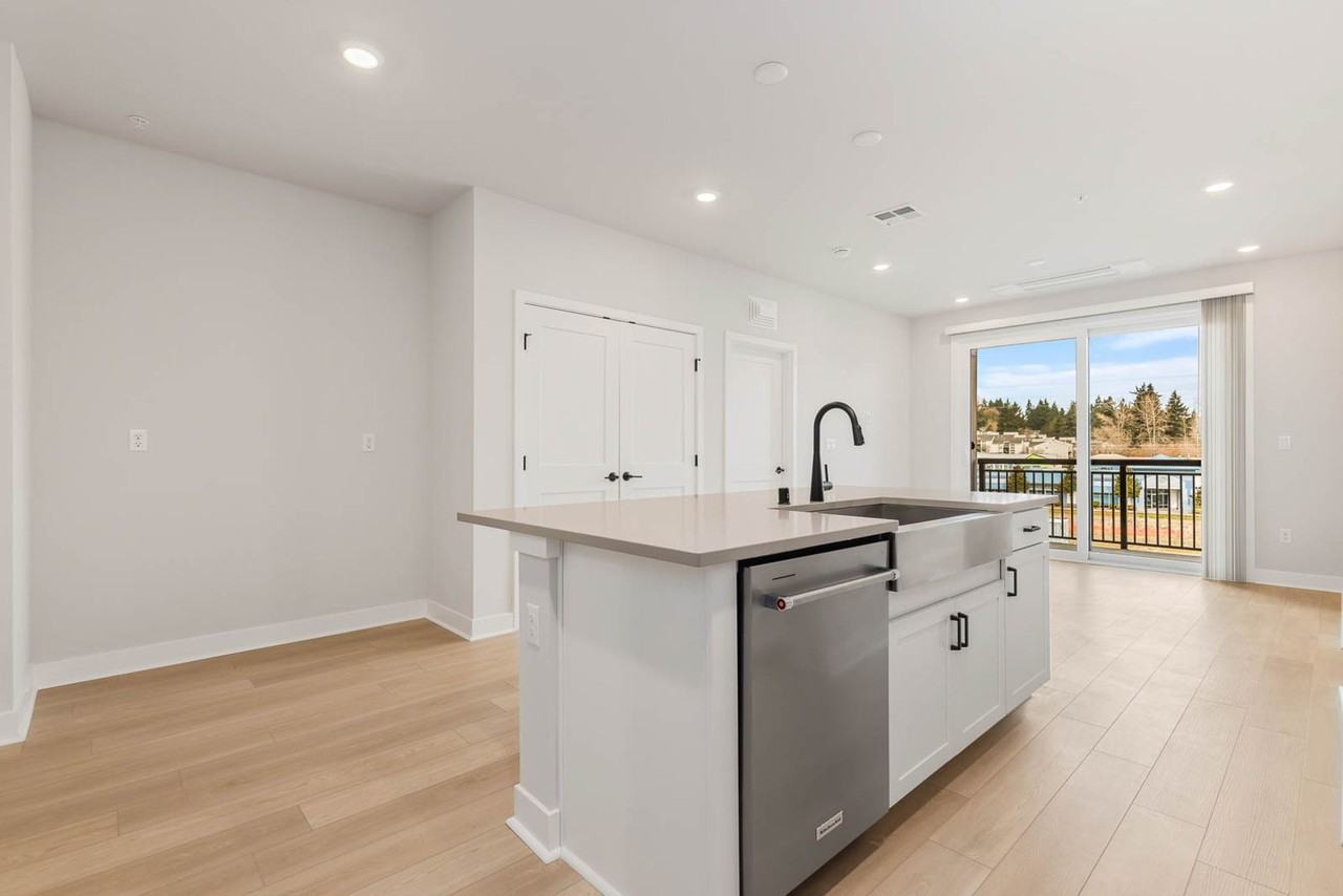 6901 Ne 184th Ln #204 - Photo 5 of 18