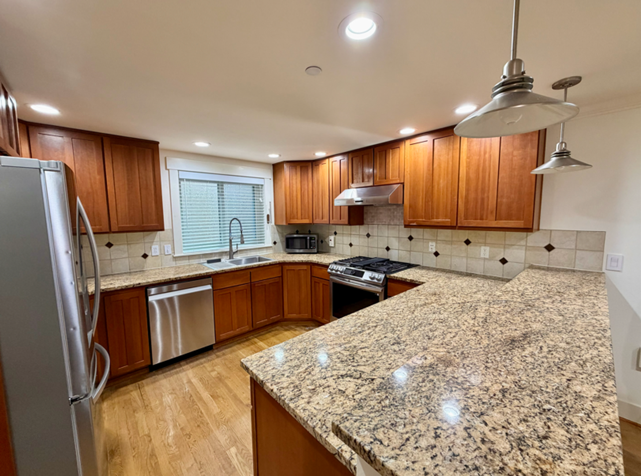 517 N 39th St - Photo 5 of 22