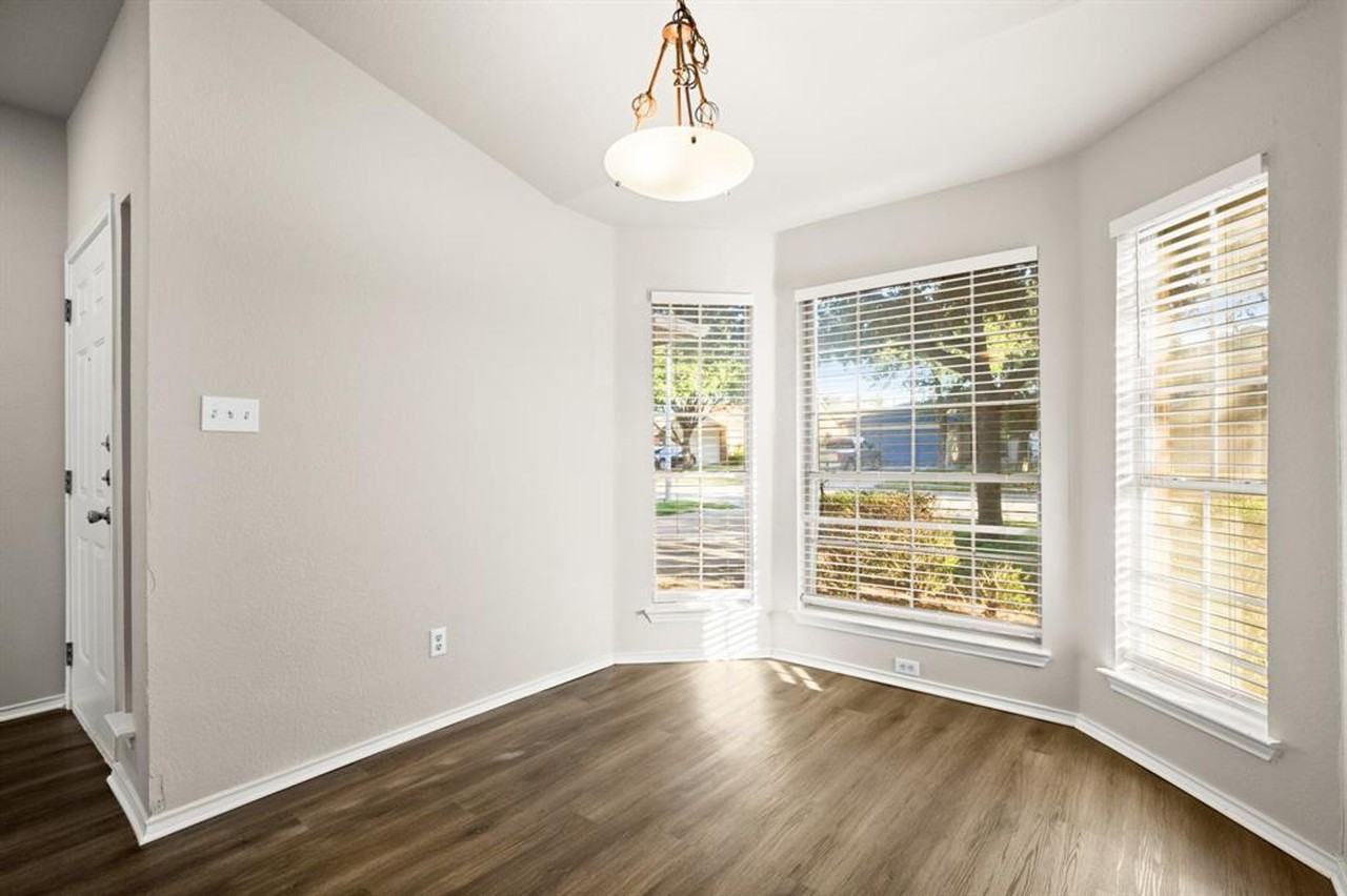 1609 Hueco Mountain Rd - Photo 6 of 16