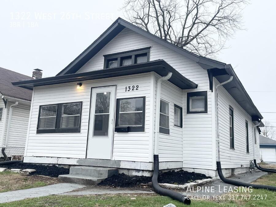 1322 W 26th St