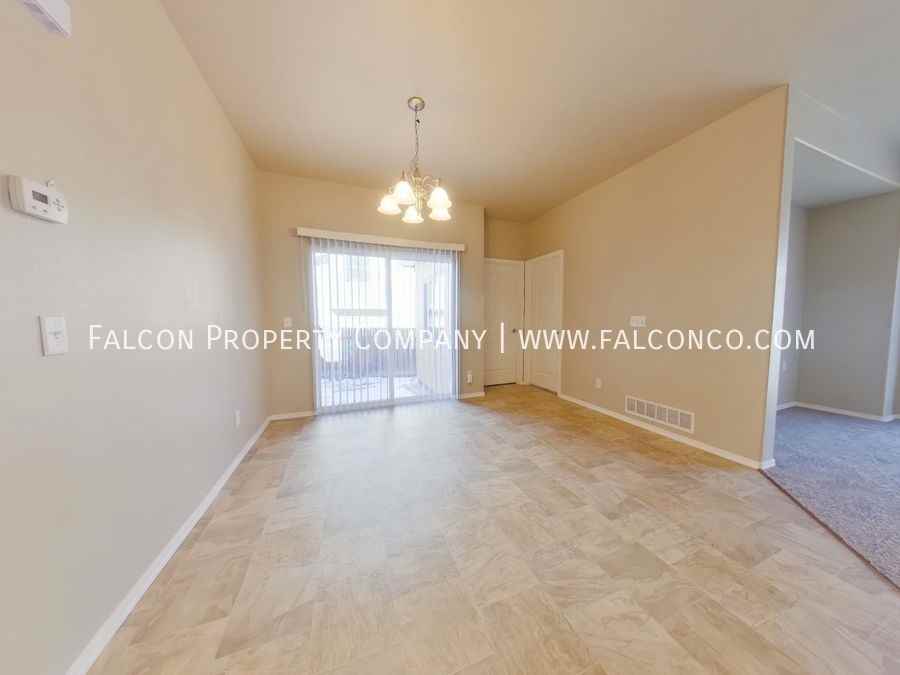 6603 Thistlewood St - Photo 5 of 24