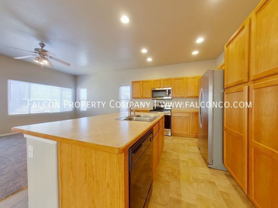 6603 Thistlewood St - Photo 6 of 24