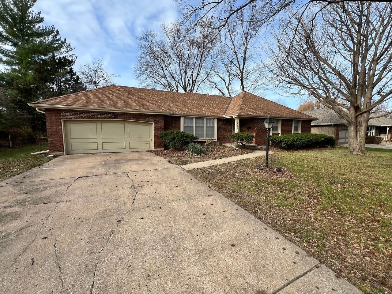 14413 E Covington Rd - Photo 2 of 19