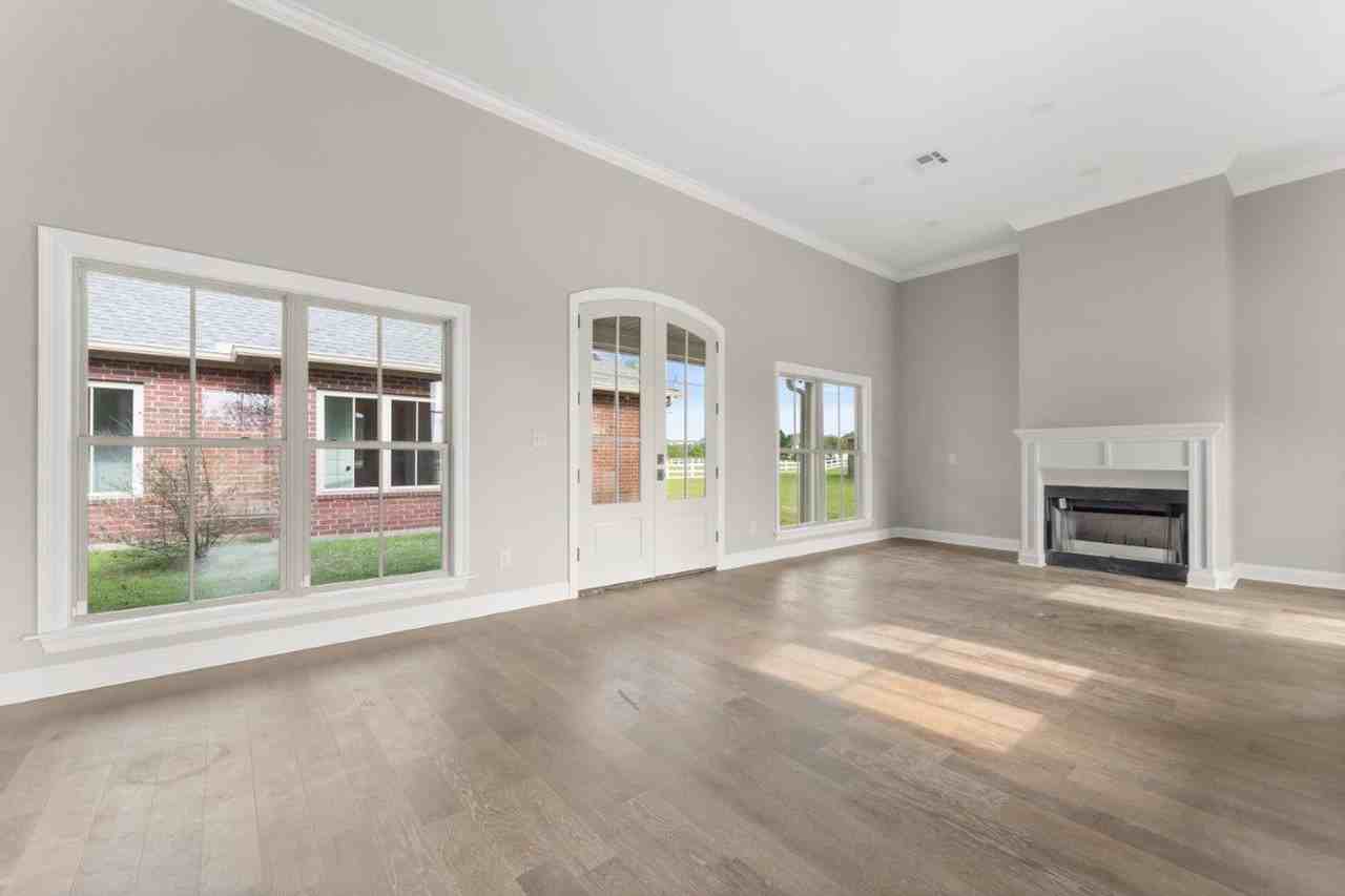 4150 Primrose Dr - Photo 4 of 28