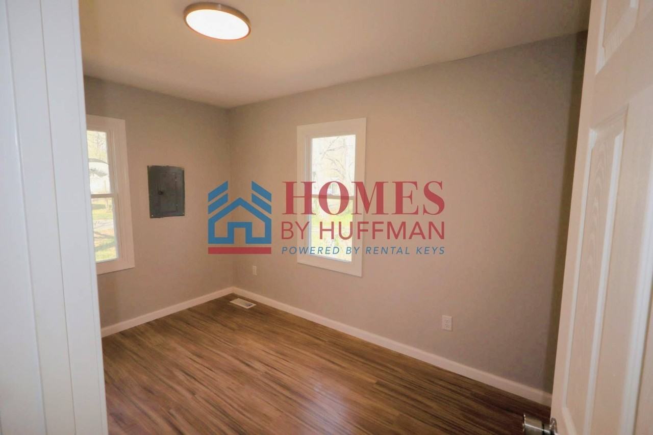 1900 Shelby Ave - Photo 7 of 19