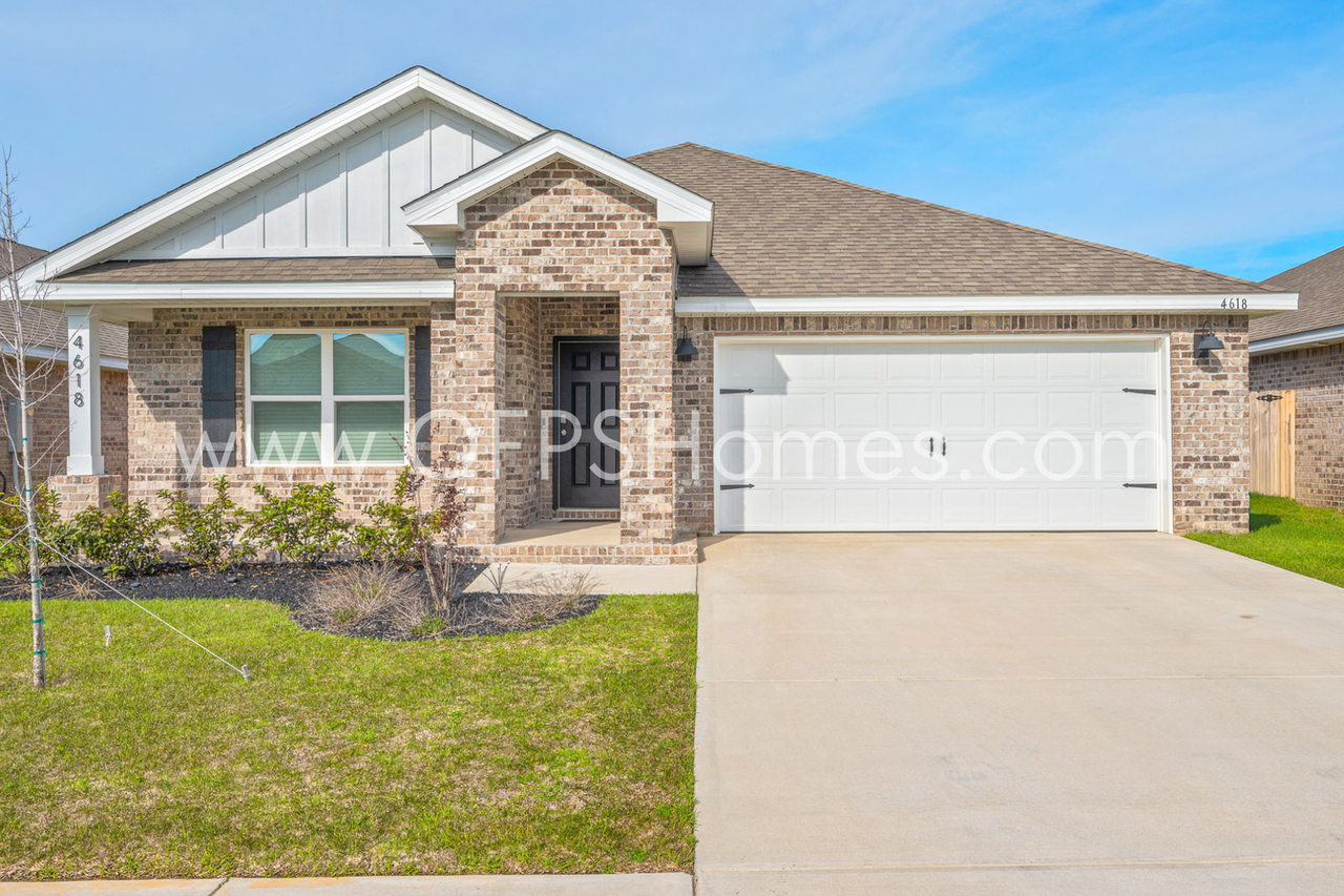 4618 Naval Ct - Photo 2 of 35