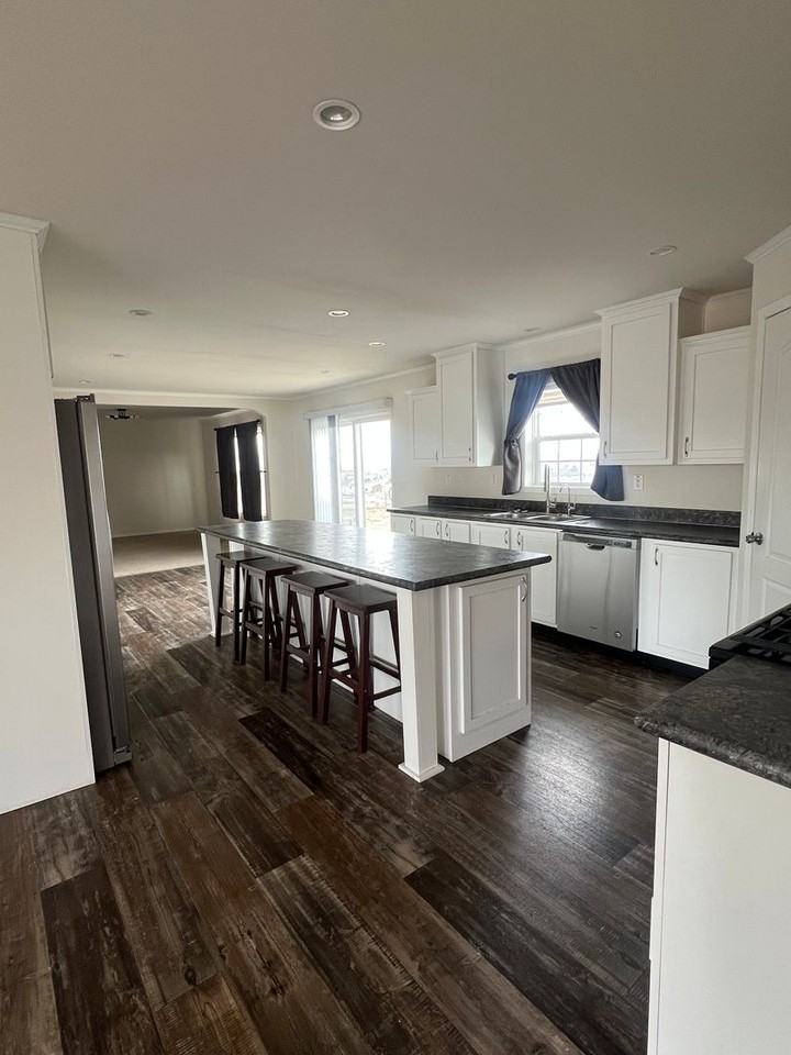 7007 Iron Siding Dr - Photo 4 of 21