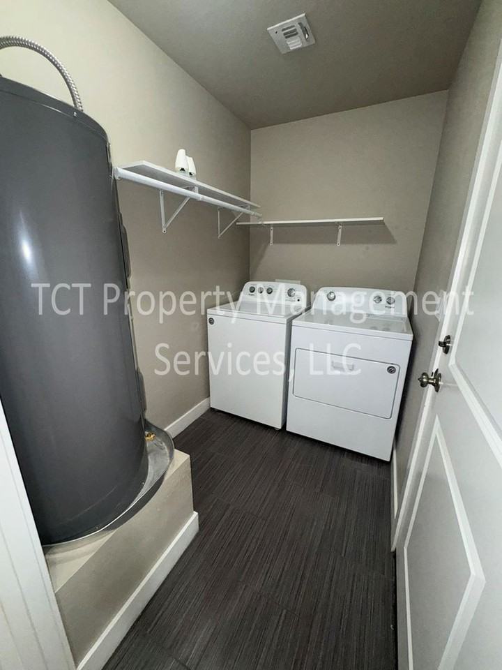 136 N 88th St - Photo 6 of 17