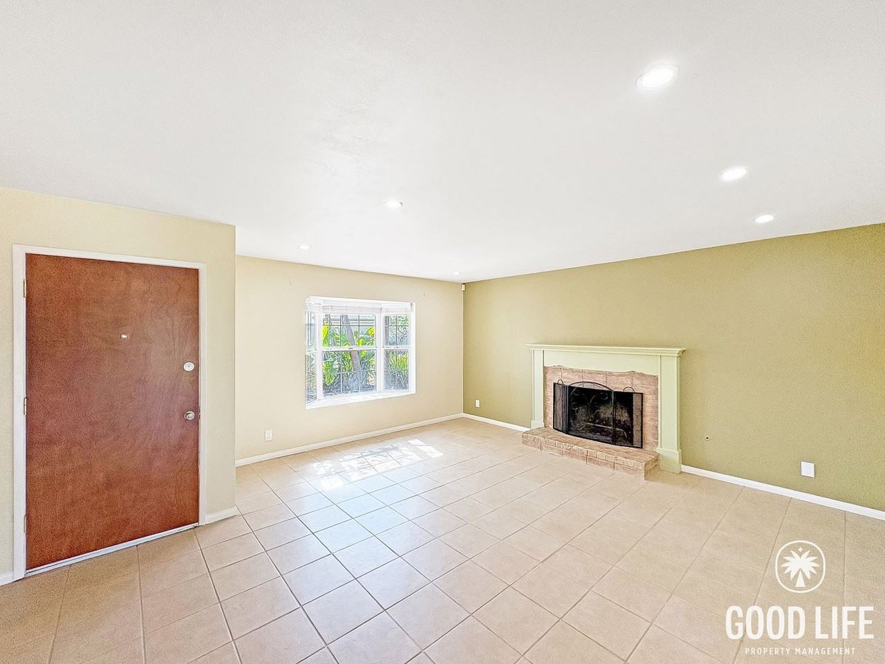 2526 Meadow Ln - Photo 5 of 29