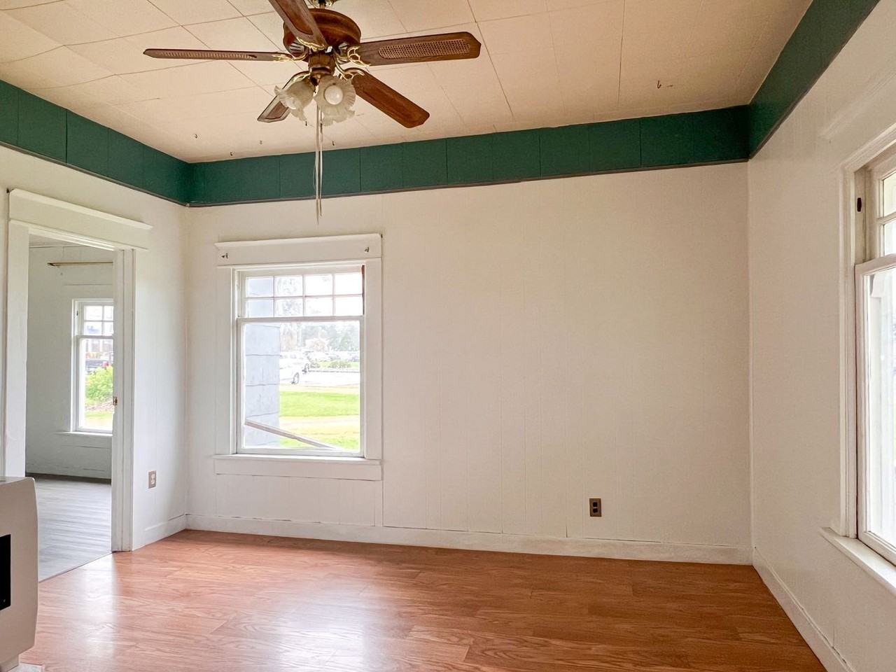 33213 Santiam Hwy - Photo 2 of 9