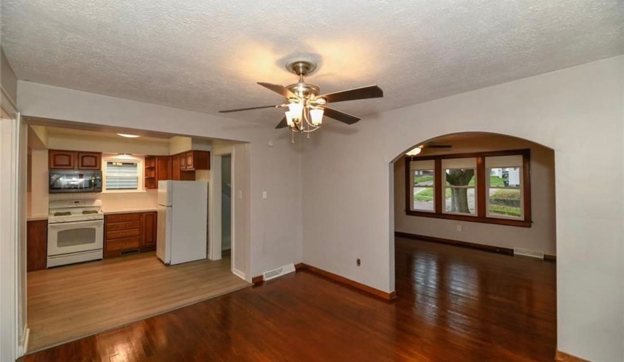 1539 Hillcrest St - Photo 5 of 13