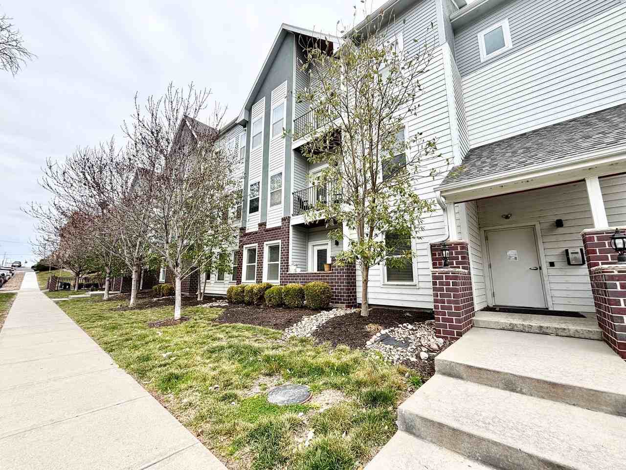 Vernon on Washington - Photo 3 of 4