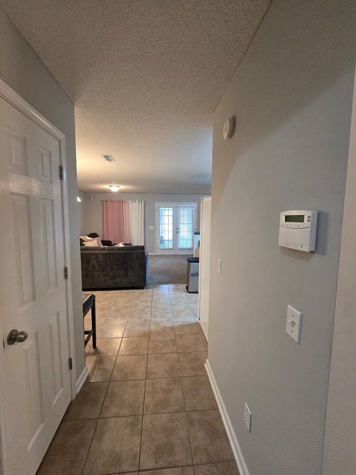 106 Winterberry Way - Photo 7 of 42