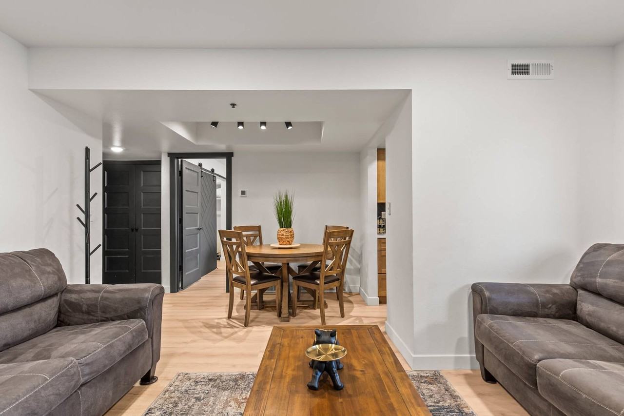 6851 N 2200 W - Photo 2 of 30