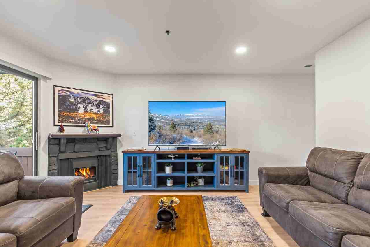 6851 N 2200 W - Photo 5 of 30