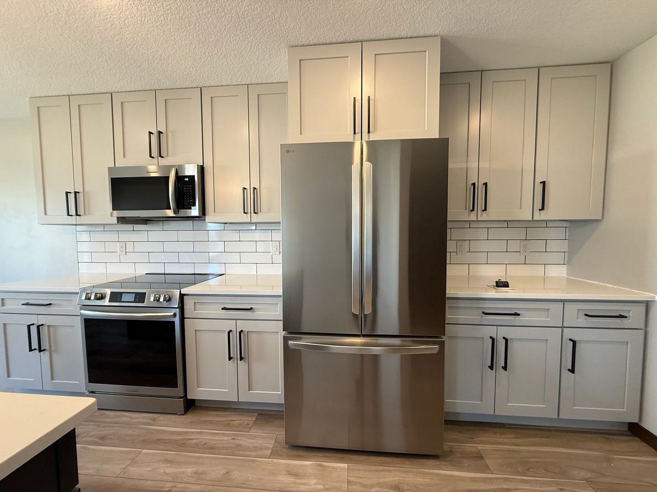 18080 Walnut Cir - Photo 7 of 28