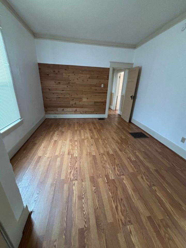 611 Nw Bright St - Photo 4 of 13