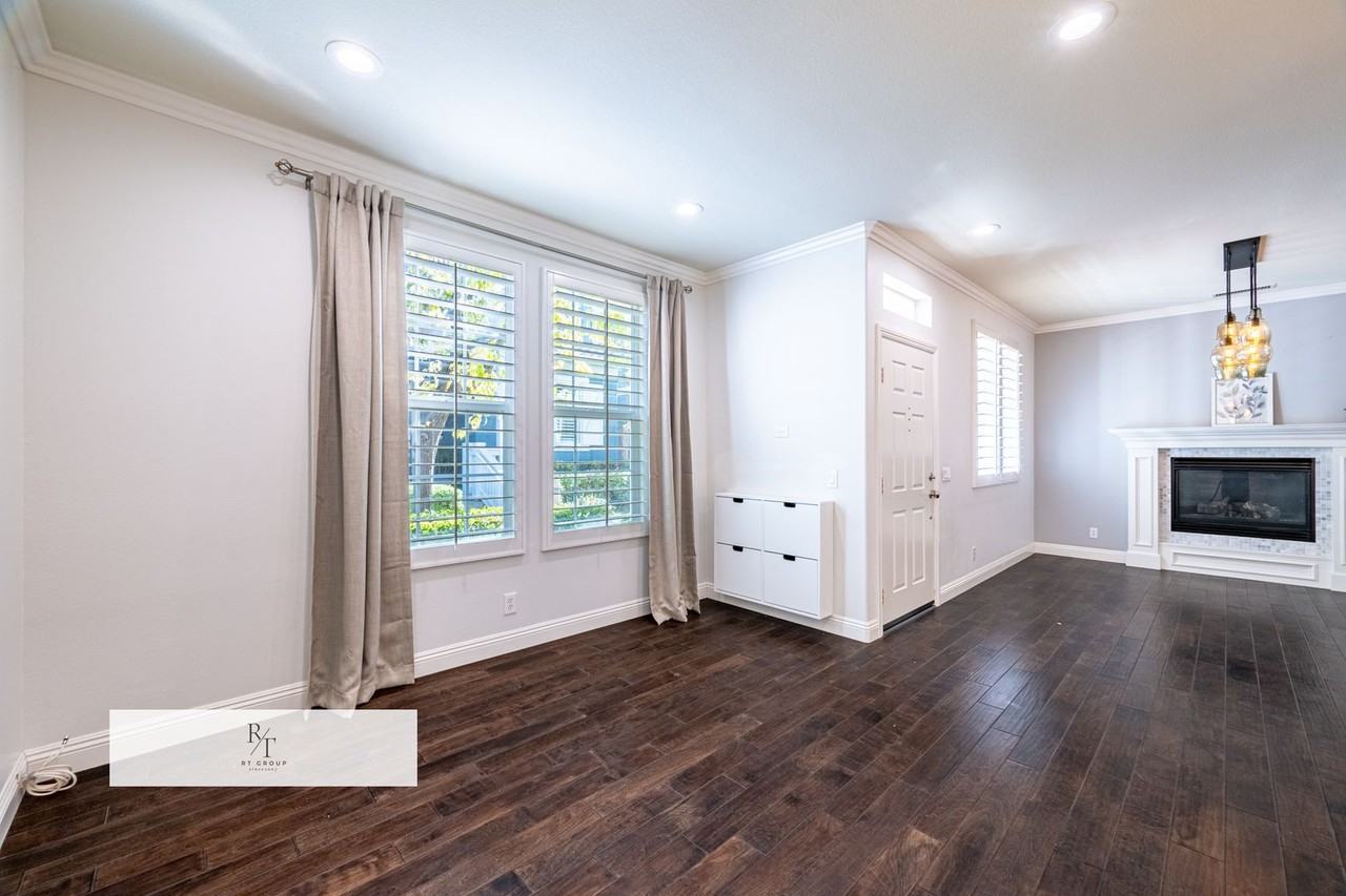 12 Nantucket Ln - Photo 7 of 34