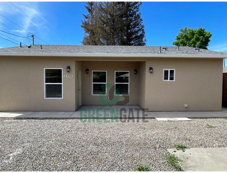 2306 Encina Ave - Photo 3 of 37