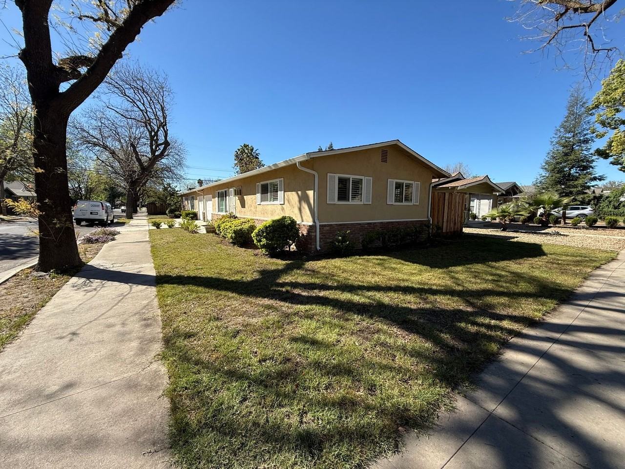 315 Floto St - Photo 3 of 29