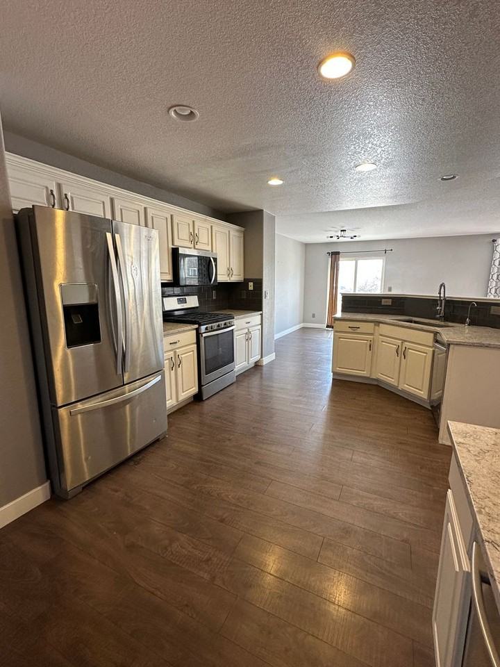 16498 E Phillips Pl - Photo 3 of 13