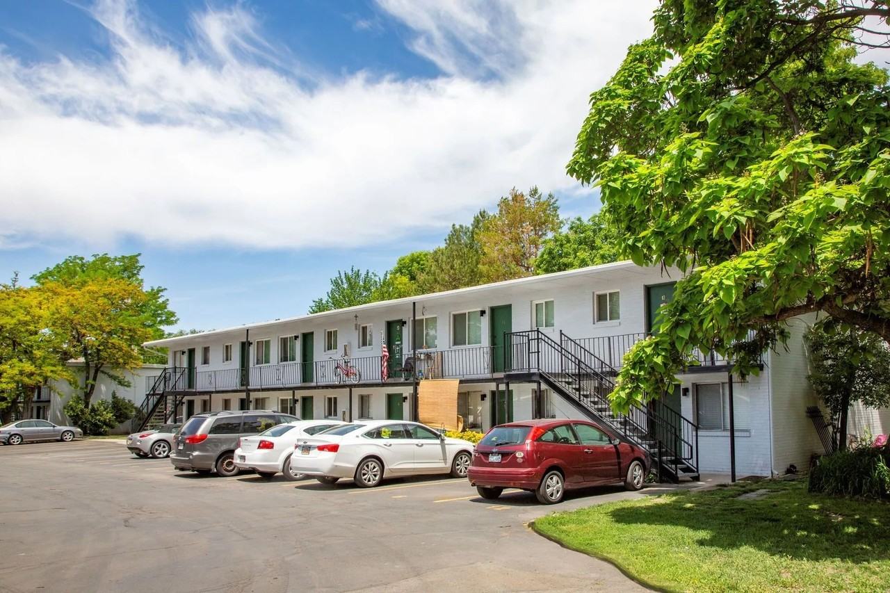 Mesa Verde - Photo 4 of 7
