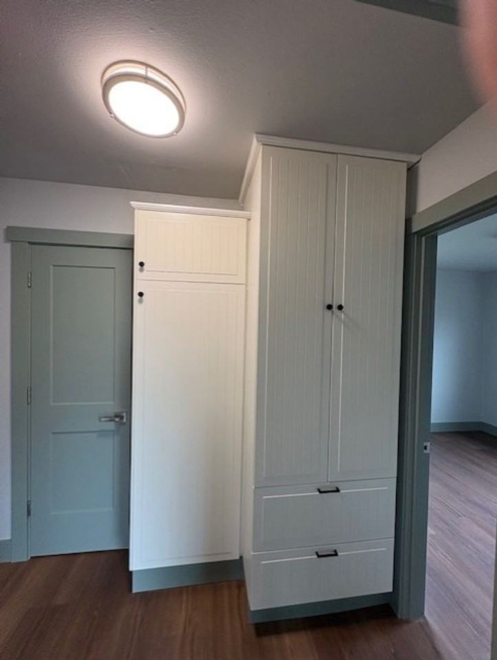 365 King St S - Photo 7 of 16