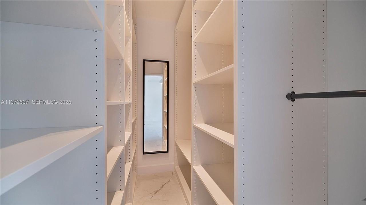 11690 Sw 81st Rd - Photo 7 of 16