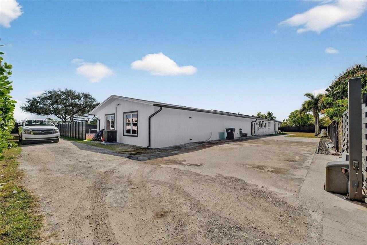 16405 Sw 228th St - Photo 5 of 20