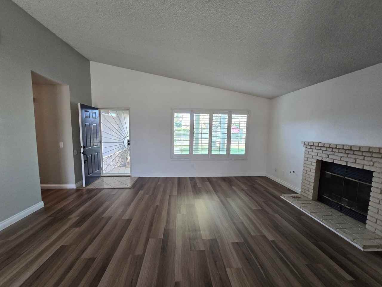 2835 La Vida Dr - Photo 7 of 17