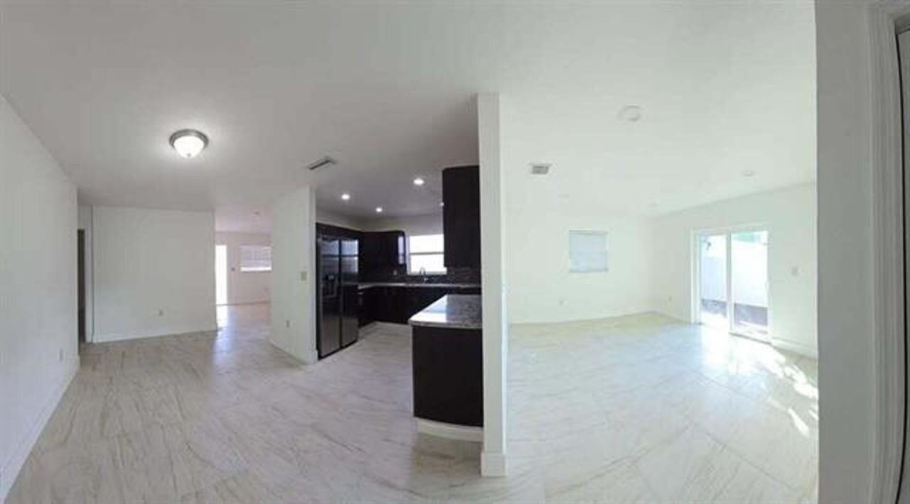 2728 2728 SW 5th St th 2728 - Photo 3 of 14