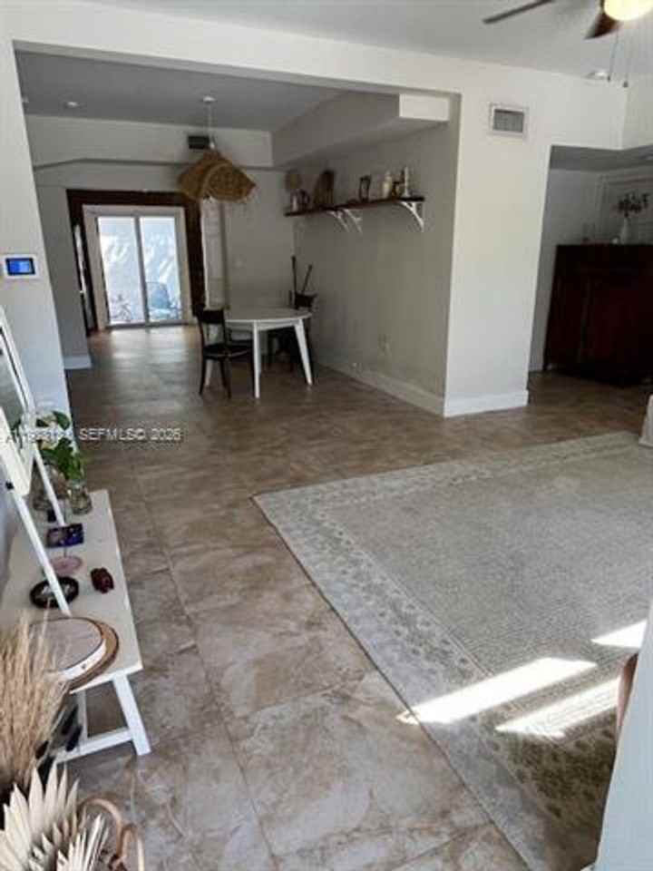 175 Nw 121st St - Photo 6 of 25