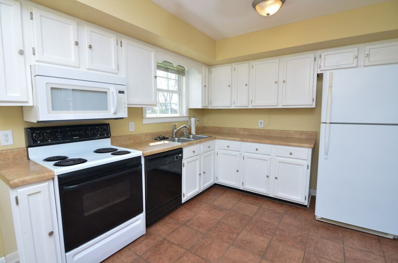 4924 Teton Dr - Photo 6 of 16